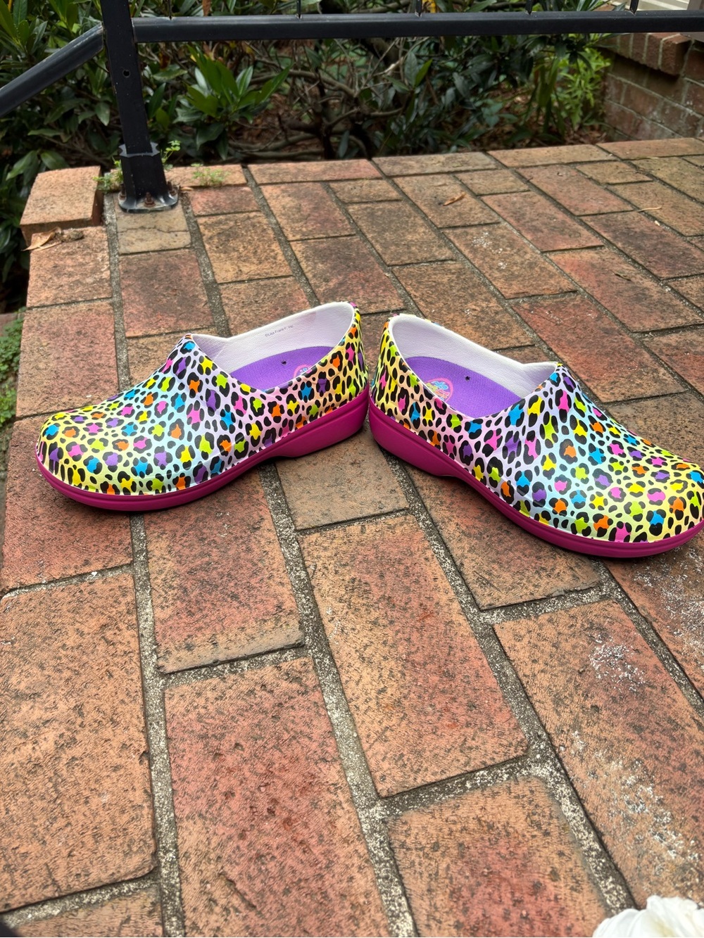 Lisa Frank CROCS Rainbow Leopard Print Mules - Picture 7 of 8
